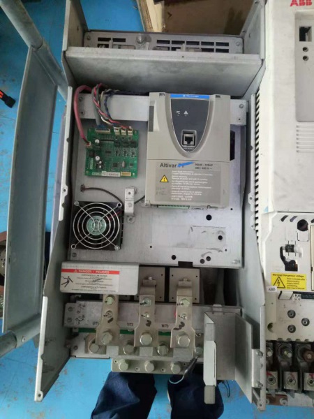 施耐德atv71<a href=http://ytqh-electric.com/cn/maintenance.html target='_blank'>變頻器維修</a>