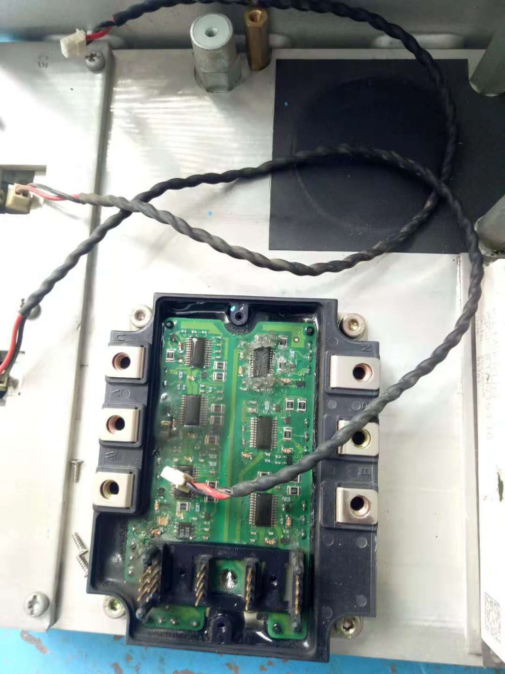 amk<a href=http://ytqh-electric.com/cn/list-8-92.html target='_blank'>伺服驅(qū)動(dòng)器維修</a>